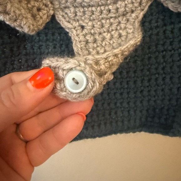 Handmade Teal and Gray Elephant Knit Kids Bib - Picture 4 of 4